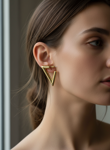 Vortix – Orecchini “spigolo” oro lucente